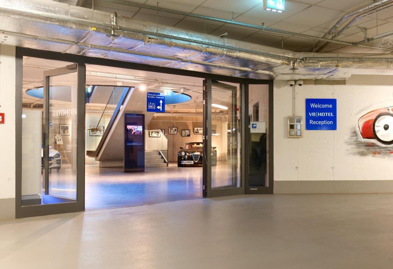 V8 Hotel Motorworld Region Stuttgart Бьоблинген Екстериор снимка