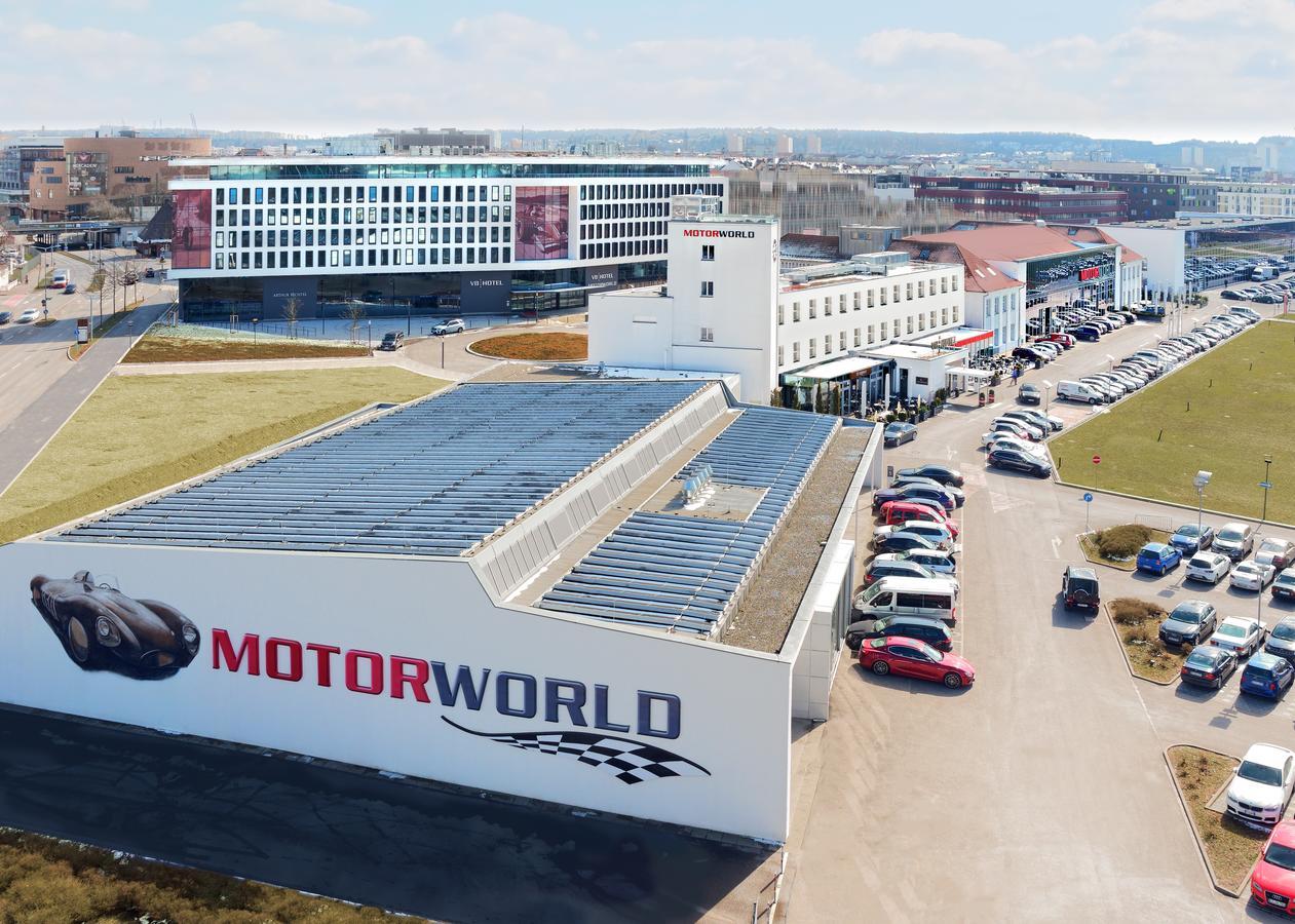 V8 Hotel Motorworld Region Stuttgart Бьоблинген Екстериор снимка