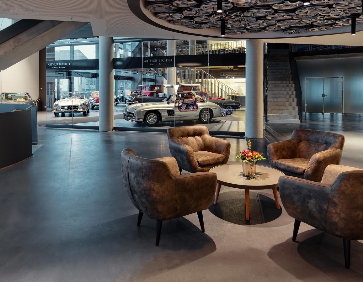 V8 Hotel Motorworld Region Stuttgart Бьоблинген Екстериор снимка